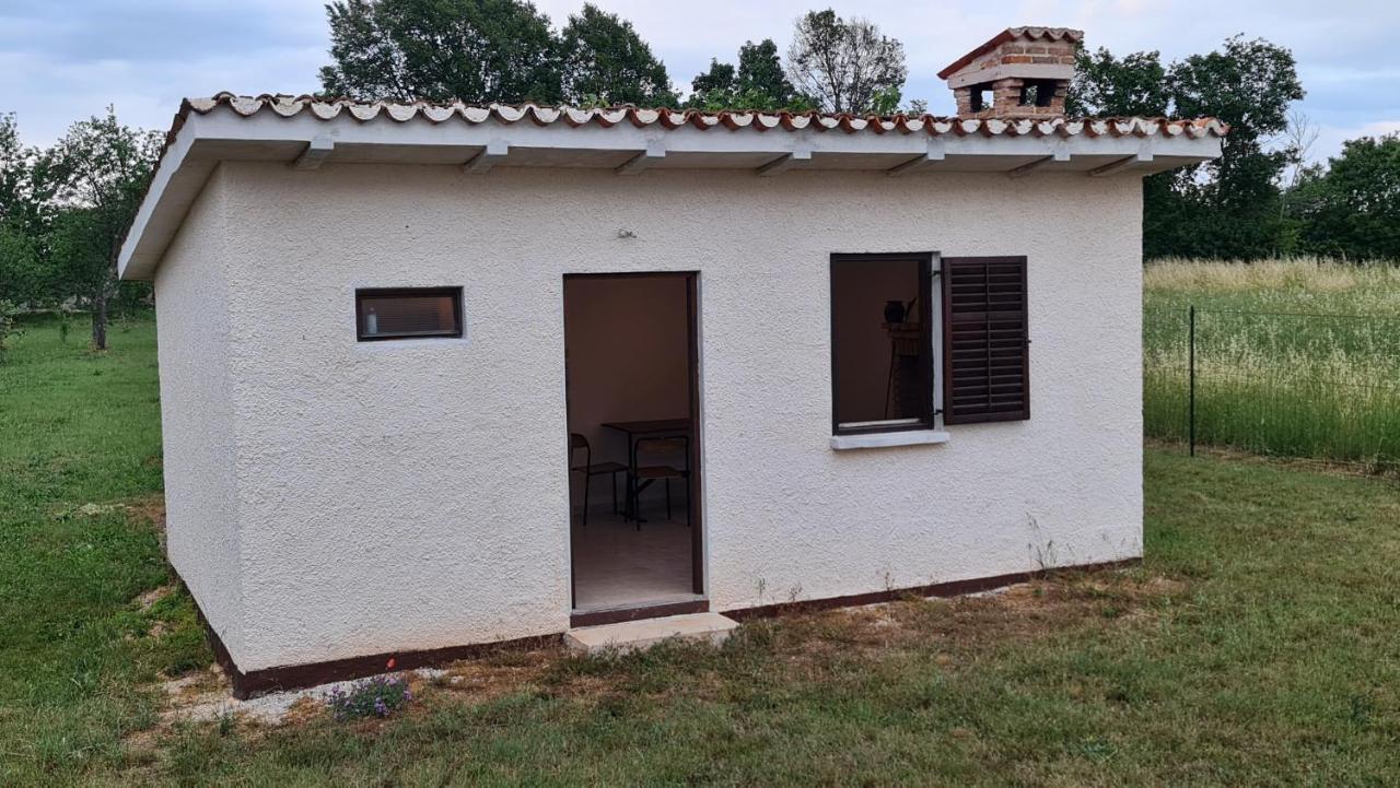 Ferienwohnung Minhen Muntić Exterior foto